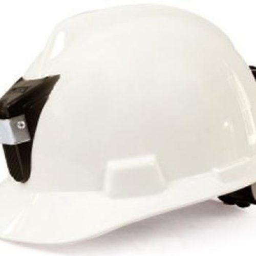 CASCO MSA V-GARD JOCKEY CON SLOT FASTRAC III CON PORTALAMPARA Y PORTACABLE BLANCO – 475358