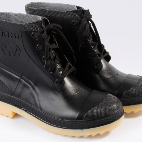 BOTIN PVC FORTRESS NEGRO/CREPE POLISHOES